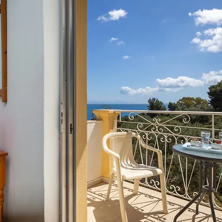 Apartmanhotel Alexandros By Estia 3*