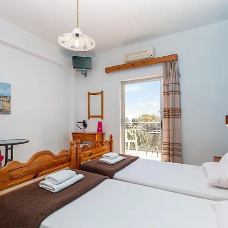Lejlighedshotel Alexandros By Estia 3*