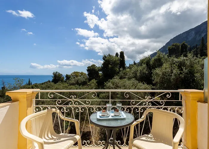 Aparthotel Alexandros By Estia 3*